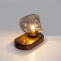 CrystalGlow - Lampe de table en verre artistique pour une ambiance luxueuse