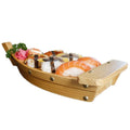 HamakoBoat – Bateau de service sushi à la forme élégante et charme traditionnel