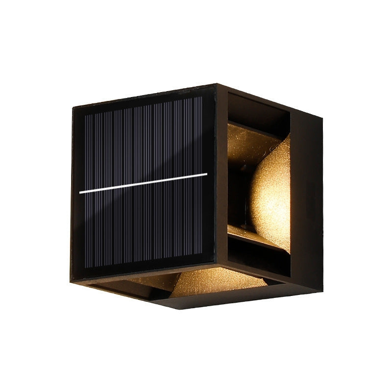 SolarCube – Minimalistisk vandtæt LED-væglampe til udendørs terrasse og hegn