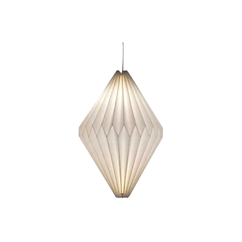 FoldAura – Suspension pliée à forme sculpturale avec hauteur réglable