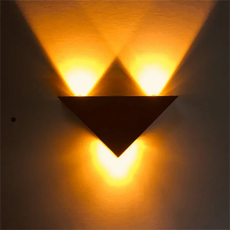 LumaEdge – Lampe de clôture solaire au design moderne