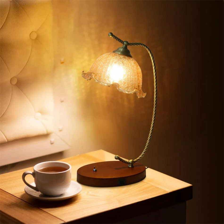 SereneGlow - Lampe de table chaude pour sublimer votre décoration intérieure