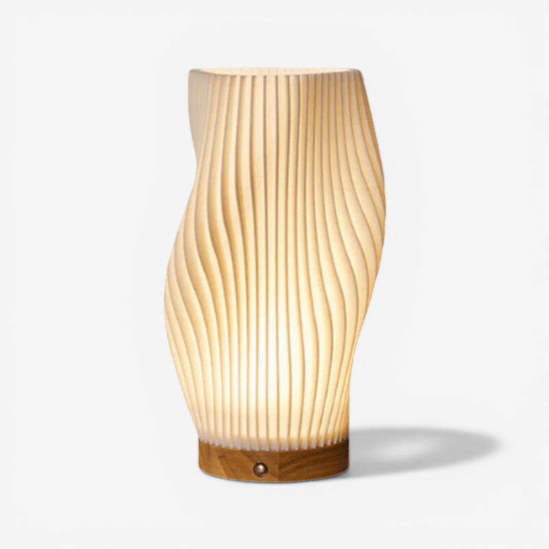 PleatGlow – Lampe de table plissée avec port de recharge USB