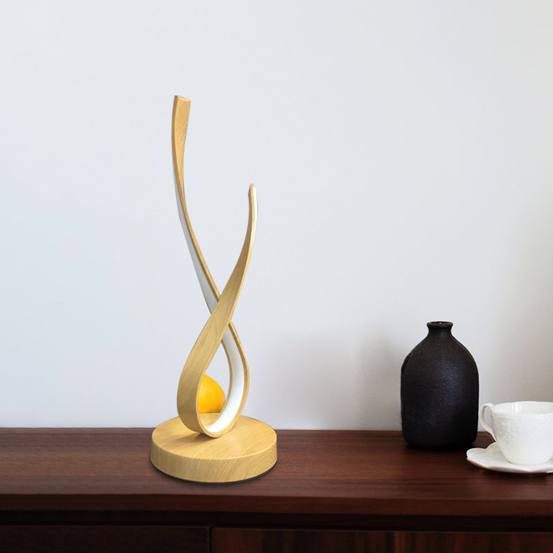 GlowNest – Lampe de lit LED au design moderne avec éclairage doux pour la chambre