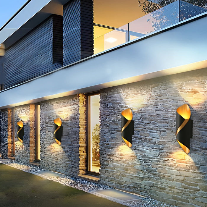 Aquaglow - Moderne væglampe til indendørs og udendørs elegance