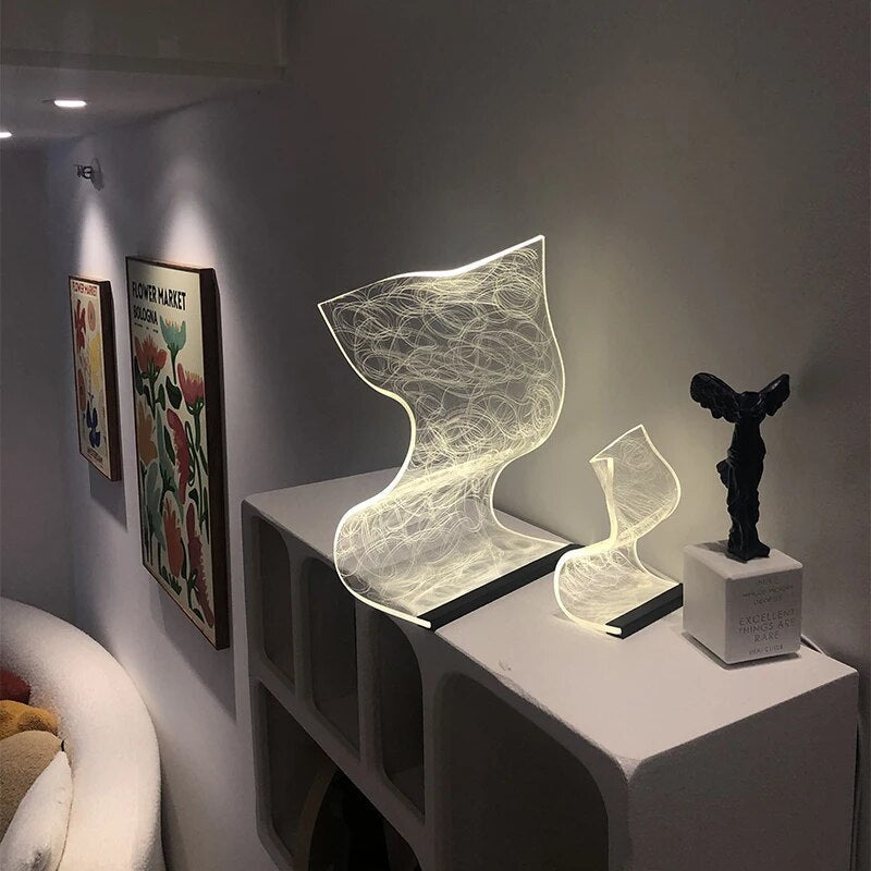 GlowEdge – Lampe de table LED moderne pour espaces de vie et bureaux stylés  