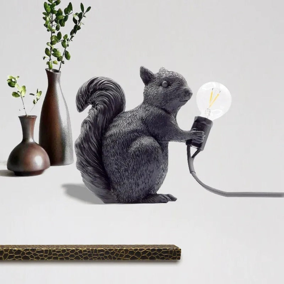 NuttyLume - Sculpture lumineuse écureuil mignonne avec ampoule LED et lueur chaude et conviviale