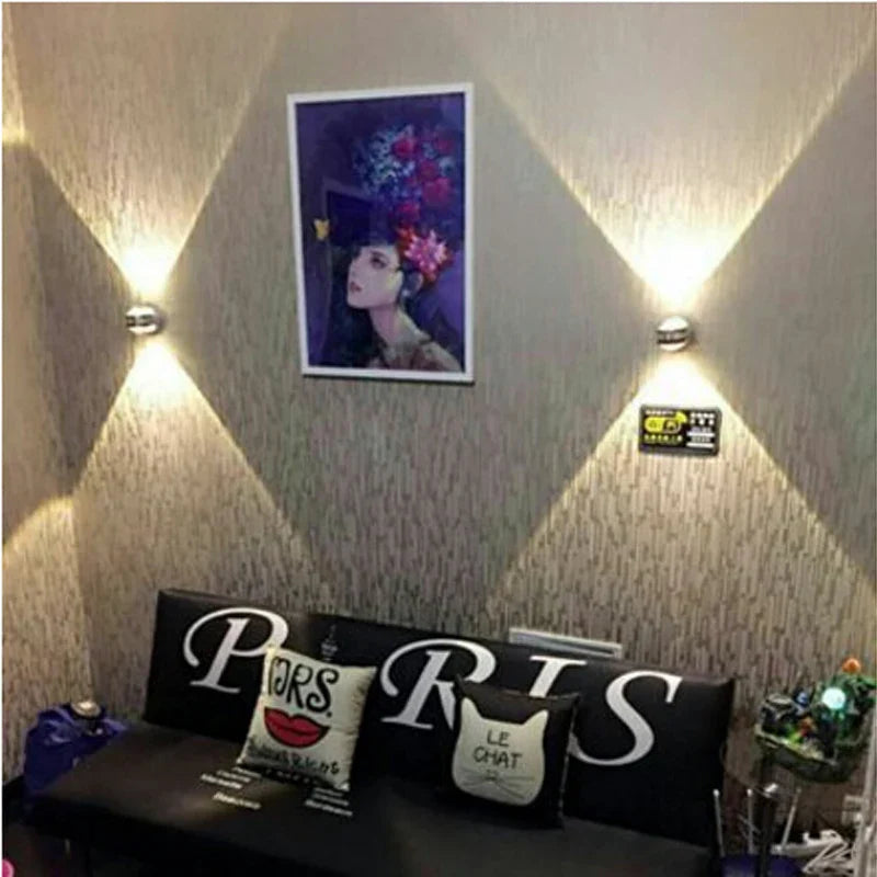 CrystalGlow - Applique murale LED en cristal luxueuse pour intérieur élégant
