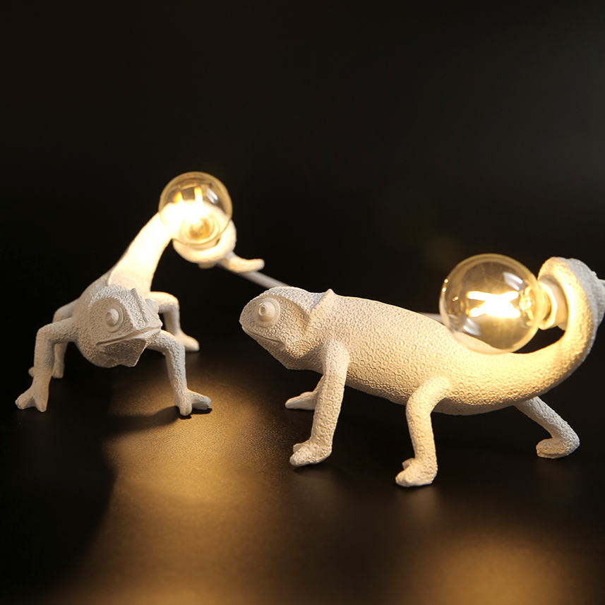 LumeCraft – Lampe de table sculpturale en forme de lézard avec interrupteur de contrôle  