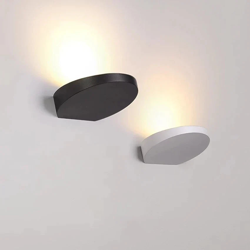 GlowPanel - Applique murale minimaliste avec éclairage élégant pour espaces modernes
