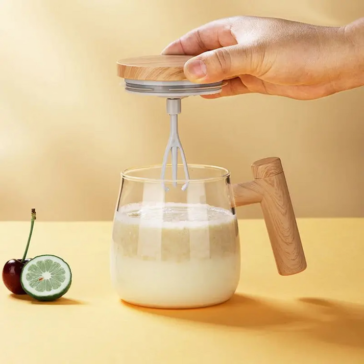 StirMate – Gobelet auto-mélangeur avec couvercle anti-débordement et mélange à une touche