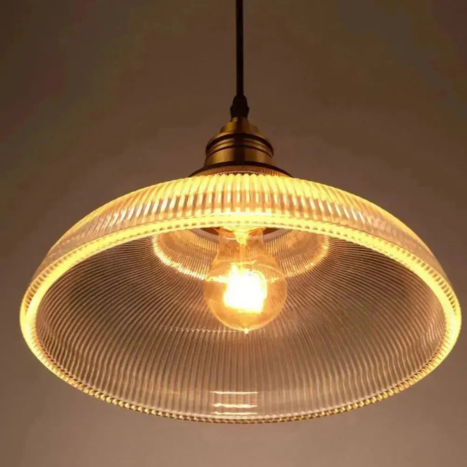 StripeGleam – Vintage-inspireret glaspendellampe til en varm og stilfuld atmosfære