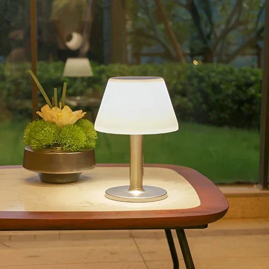 GlowLite – Lampe de table élégante avec lumière d’ambiance douce