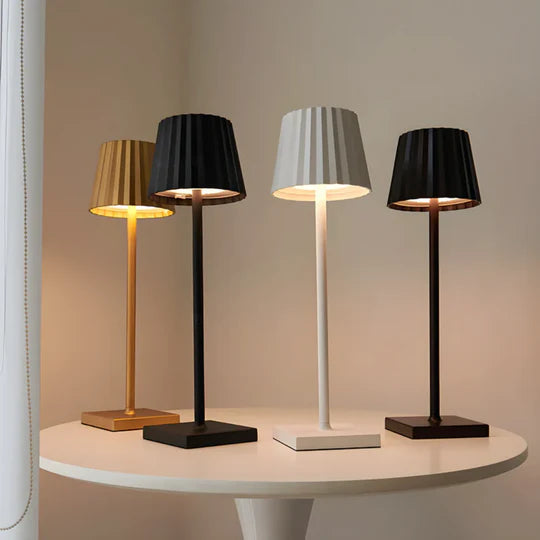 AuraLite - Lampe rechargeable USB élégante avec contrôle tactile intelligent