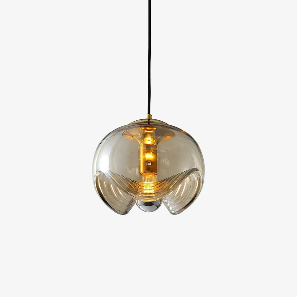 WaveLoom – Flydende pendellampe med naturinspireret elegance