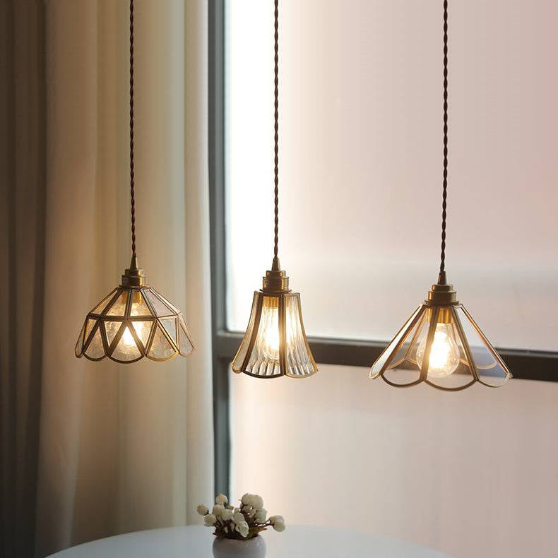 OrbitGlow – Saturn inspirerede pendellamper i legesyge pastelfarver