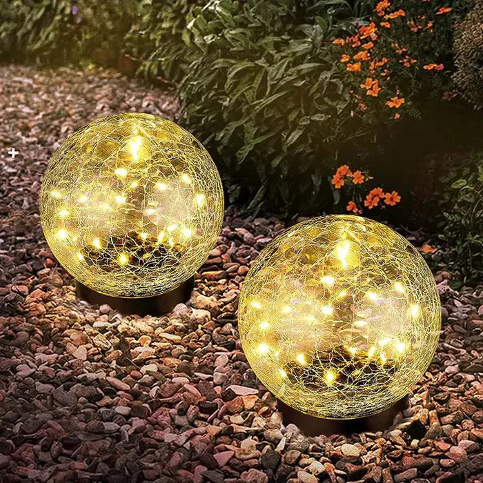 SolarSphere – Soldrevet rund havelampe med blød omgivende glød til udendørs brug